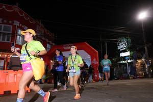 BIB: 3305, 3161
                            <button type="button" onclick="openModal(26261577)" class="btn btn-primary btn-sm float-right btn-popup" data-toggle="modal" data-target=".modal-high-quality">
                        <i class="fas fa-shopping-cart"></i> Add to Cart
                    </button>
                                            <button type="button" onclick="isThisMe(26261577, true)" class="btn btn-success btn-sm float-right btn-popup btn-isme hidden" data-toggle="tooltip" data-placement="bottom" title="นี่คือรูปของคุณใช่ไหม คลิกที่นี่เพื่อเอาเข้าอัลบั้ม">
                        <i class="fas fa-plus"></i> Add to album
                    </button>
                    <button type="button" onclick="isThisMe(26261577, false)" class="btn btn-warning btn-sm float-right btn-popup btn-isnotme hidden">
                        <i class="fas fa-ban"></i> Remove from album
                    </button>